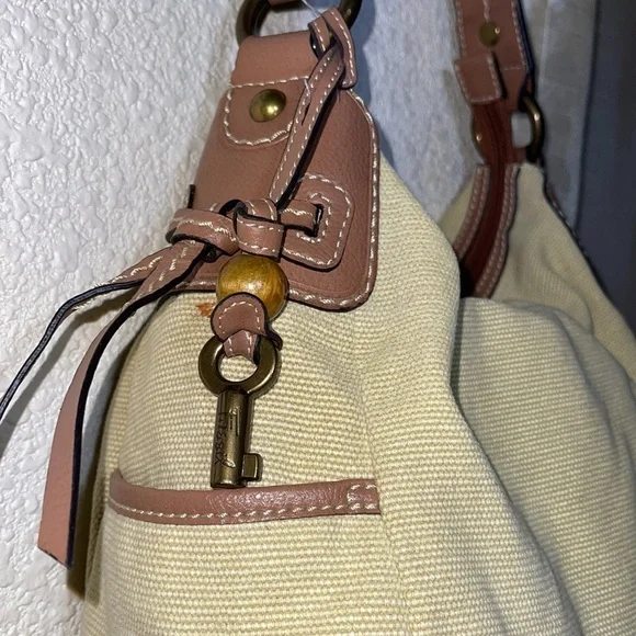 VINTAGE FOSSIL SHOULDER BAG - Picture 2 of 8